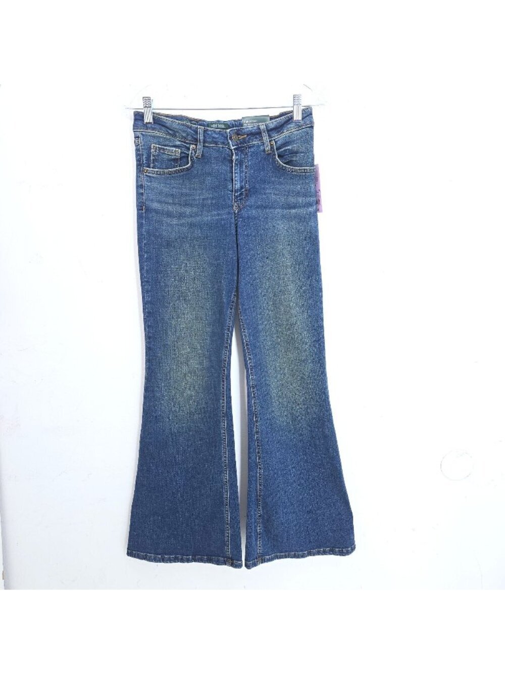 NWT Wild Fable Y2K Mid Rise Retro Flare Denim Jeans Women Size 8 /32"
